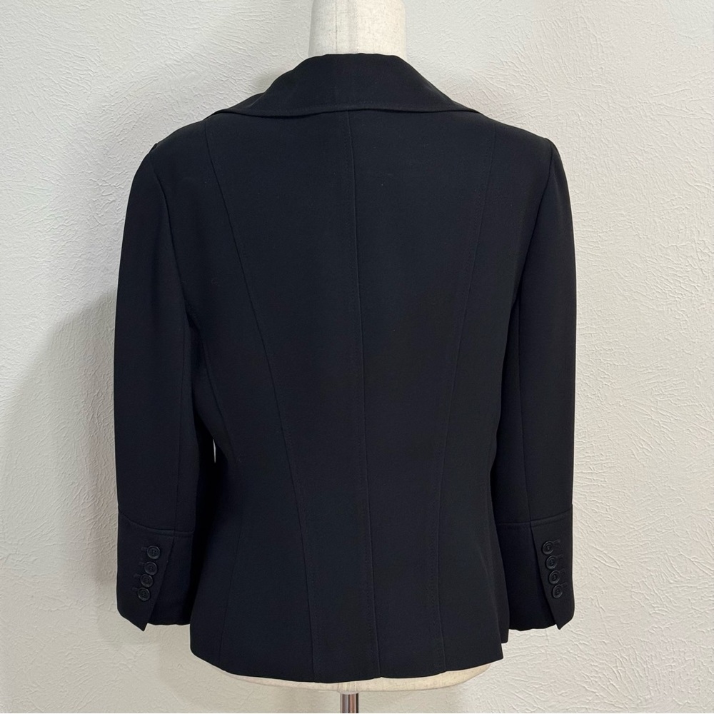 Ann Taylor LOFT Black Rounded-Collar Three-Button Blazer Size 12 - Picture 5 of 6